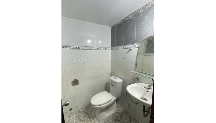Bán nhà (4x15) 2 tầng Tám Danh 3PN phường 4 quận 8 chỉ nhỉnh 4 tỷ