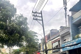 HXH thông Nguyễn Cửu Đàm, P.TSN 4,5x20m2 1T1L thu nhập 25tr giá 6 tỷ..