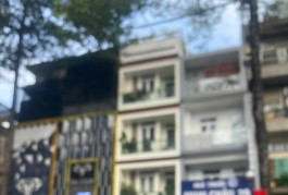 *VIP QUẬN 5 GIÁP SÁT QUẬN 1-Mặt Tiền Kinh Doanh 2 Chiều Trần Hưng Đạo Nhỉnh 300Tr/m2