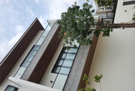 Bán nhà mặt phố Linh Đông, Thủ Đức, 88m², 4 tầng, 7.8 tỷ, sổ đỏ