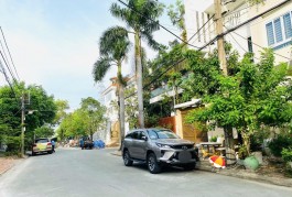 8x21m biệt thự KDC Nam Long - P Phú Thuận Q7 - 4 tầng đẹp - giá 21.9 tỷ