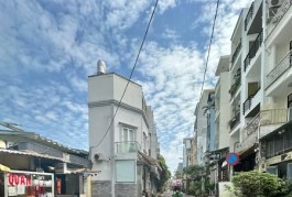 Nhà Hẻm Ôtô Đường Thành Thái Phường 14 Quận 10.