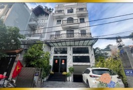 CHO THUÊ TÒA NHÀ VĂN PHÒNG – HẺM Ô TÔ RỘNG, 1 XẸT THÔNG – GẦN SÂN BAY, BẠCH ĐẰNG, P3, GÒ VẤP-