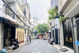 Nhà Đường Lê Văn Sỹ Quận Phú Nhuận Phường 10.
