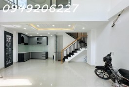 Xe Hơi Ngủ Trong Nhà Hoàng Hoa Thám Bình Thạnh DT 40m2, 4 Tầng Chỉ 7 Tỷ 9 Diện tích: 40m2, mặt tiền 5m.