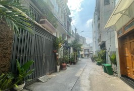 Bán Nhà 10 Phòng Ngủ, 60m², Tân Hải Tân Bình, Chỉ 111 Triệu/M²