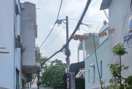 Bán nhà DT đất  42m2, Hẻm xe tải Đường Tân Kỳ Tân Quý, Tân Phú