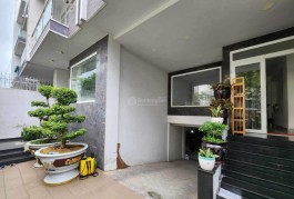 Nhà phố 5 tầng 190m2 (10x19m) Bình Hưng Bình Chánh đường 10m giá nhỉnh 12 tỷ