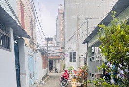 Nhà 104M2, thích hợp xây căn hộ dịch vụ, Ngang 5M, Huỳnh Tấn Phát Q7, Chỉ 7.15Tỷ.