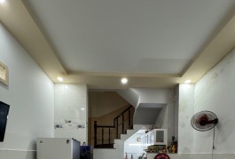 Chỉ 5 tỏi có ngay Nhà 4 tầng BTCT - CÁCH MẠNG THÁNG 8 - 34M2 - mặt tiền 4m