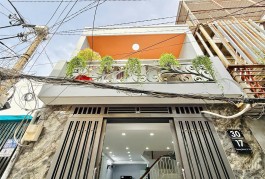Nhà bán đường Thống Nhất, Gò Vấp, nội thất đẹp, DT 36m2, 2 tầng, sổ vuông đẹp, 4.450 tỷ có TL