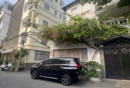 BÁN NHÀ MẶT PHỐ NGUYỄN THỊ MINH KHAI, QUẬN 1 - 160M2 - 5 TẦNG - NGANG 8M SIÊU HIẾM