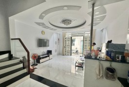 BÁN NHÀ 5 TẦNG, 45M2,  NHIÊU TỨ, PHÚ NHUẢN - GIÁ 7.3 TỶ - SỔ ĐỎ CHÍNH CHỦ