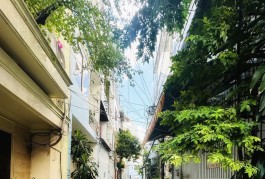 Bán nhà 1/  hẻm oto Lê Thúc Hoạch quận Tân Phú dtcn 65- 4 x 16-2T chỉ 5.7 ty tl