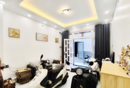 Bán nhà hẻm oto Tân Hương quận Tan Phú 4 x 14- 3 tang chỉ 5.6 tỷ tl