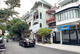 BÁN NHÀ CHÍNH CHỦ - SIÊU HIẾM - HẺM 15M - MĂT TIỀN D2 - BÌNH THẠNH - P25 - NGUYỄN GIA TRÍ - ĐANG CHO THUÊ 35TR/THÁNG - BÁN 7.8 TỶ