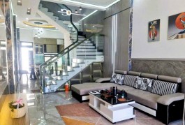 Bán nhà mới 4 tầng 63m2 Quốc Lộ 13, Hiệp Bình Phước, 7.7 tỷ, sổ hồng hoàn công