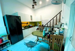 Bán nhà 2 mặt tiền đường 6, Linh Tây, 56m2, 2 tầng, 5 tỷ, sổ hồng hoàn công