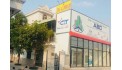 Cho thuê Showrom góc 2 mặt tiền Quốc Lộ 1A (khu vực dân cư đông, đi lại thuận tiện) gồm: