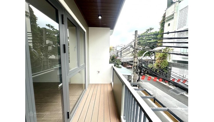 Chủ định cư bán gấp nhà 3 tầng GIÁ TỐT hẻm OTO THÔNG - Lê Văn Lương - Quận 7