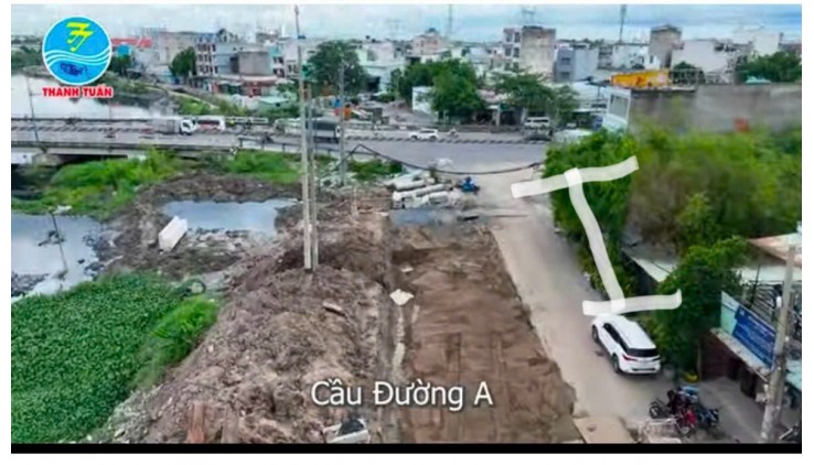 Bán đất: 04 lô liền nhau , lô duy nhất có diện tích lớn, mỗi lô 5x20m (không bán lẻ).