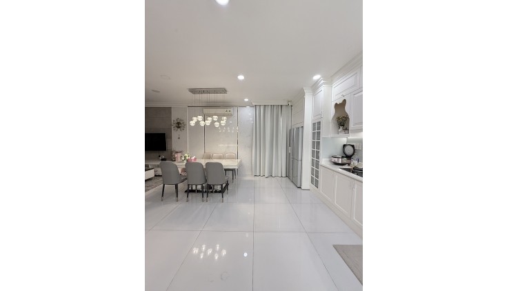 Bán nhà mặt phố phú hữu Q.9, 150m², 3 tầng, 22 tỷ, sổ đỏ.