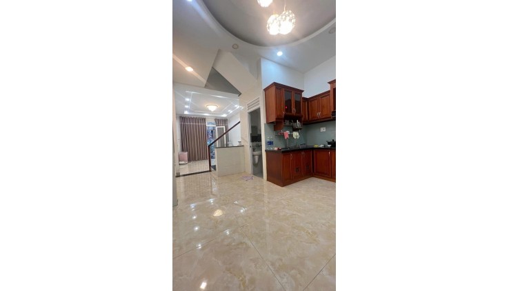 **Bán Nhà Đẹp Ở Ngay Trần Hưng Đạo-Nguyễn Biểu Quận 5-4X13, Tầng 4PN Chỉ 9.1Tỷ TL
