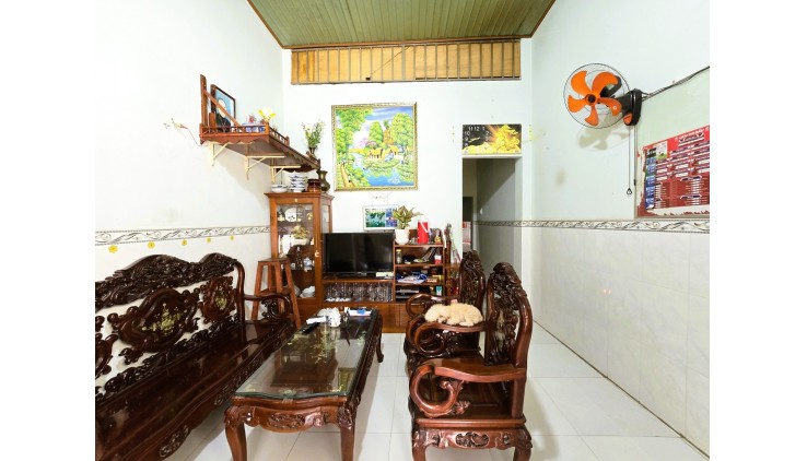 NHÀ RỘNG 64 M2- KHÔNG QUI HOẠCH - HIỆP BÌNH CHÁNH THỦ ĐỨC -(CHỢ HIỆP BÌNH) - GIÁ CHỈ 4.1 TỎI (TL)