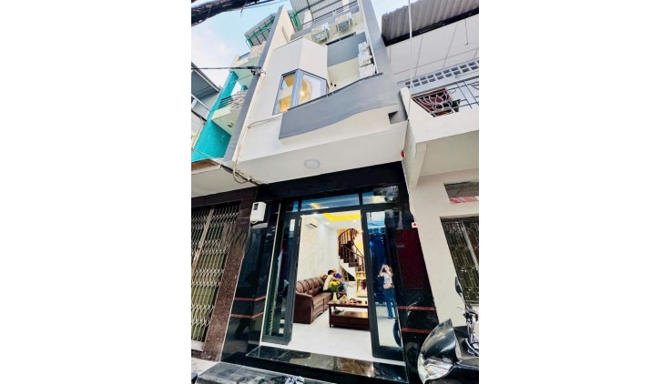 ‼️Hơn 10Tỷ -Nguyễn Trãi Thông Trần Phú HXH Né,45m 5PN,5Tầng Mới Đẹp,Full Nội Thất,Vào Ở Ngay.