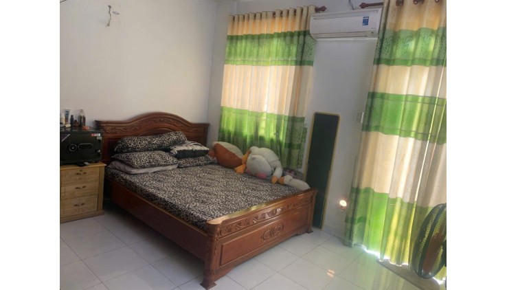 Bán nhà 52m2, 3 tầng, 4PN, 3WC, Q.9, 3.8 tỷ, sổ hồng