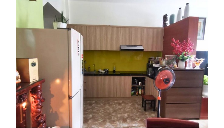 Nhà Đẹp, 2 Tầng, 95m2, Mặt Tiền Đường Kinh Doanh, Ngang 6m