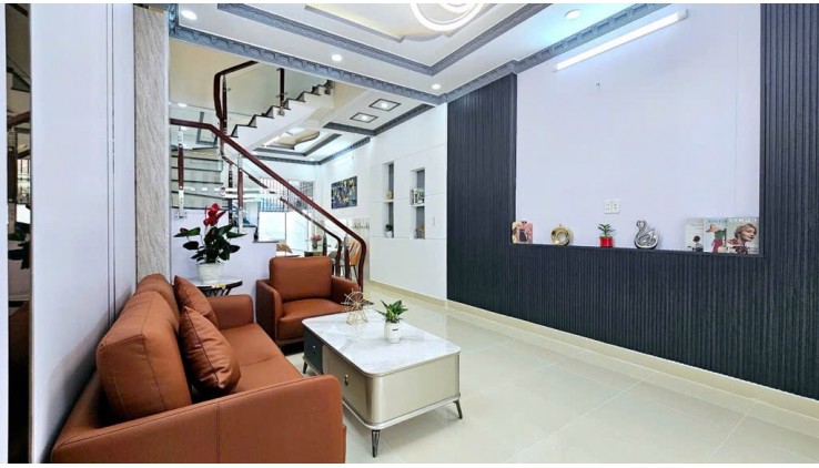 CÁCH 1 CĂN ĐẾN MT NGUYỄN THỊ THẬP-HẺM Ô TÔ 7 CHỔ- NGANG 5M-NHỈNH 8 TỶ