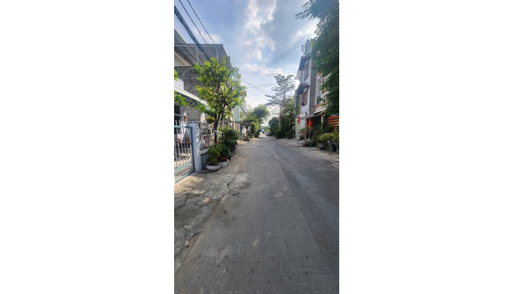 Cho thuê nhà cấp 4 52m2 mặt tiền đường Cư Xá Điện Lực - Trường Thọ