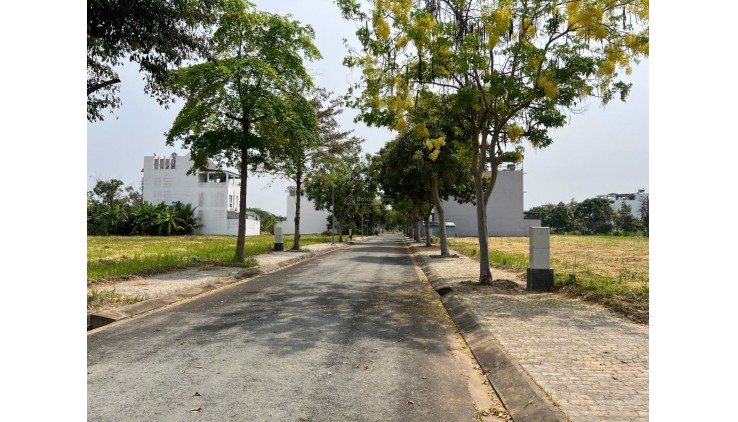 Bán nhanh nền nhà phố KDC Phú Xuân – Vạn Phát Hưng