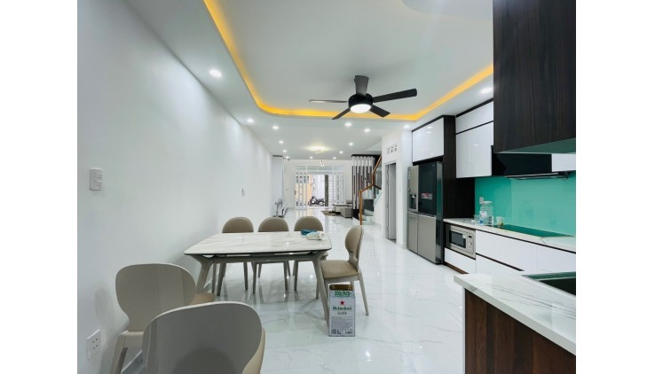 5x19m mặt tiền đường số P Tân Phú - khu chợ Tân Mỹ Q7 - 2 tầng đẹp - giá 10 tỷ