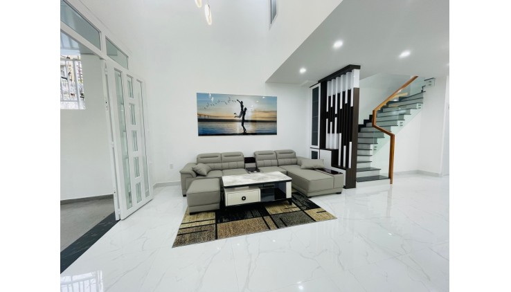 5x19m mặt tiền đường số P Tân Phú - khu chợ Tân Mỹ Q7 - 2 tầng đẹp - giá 10 tỷ