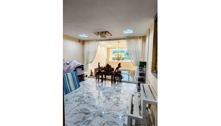 *** Nhà Bán Đẹp 4Tầng, Gần MT Nguyễn Trãi Quận 5, Hẻm thông,Ôtô Đỗ Cửa, Xíu 9Tỷ