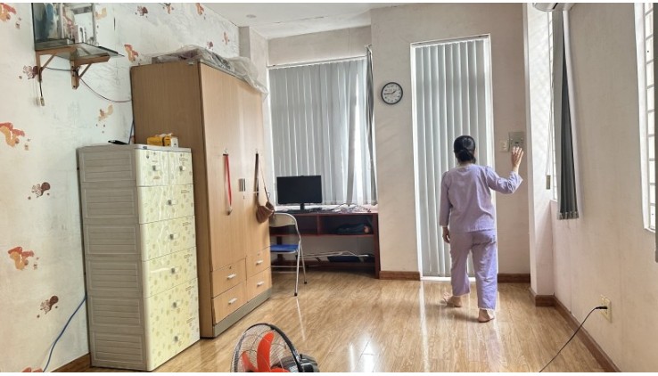 BÁN NHÀ 3 TẦNG, 64M2, NGÕ CHẤN HƯNG, TÂN BÌNH, GIÁ 6.8 TỶ - SỔ HỒNG CHÍNH CHỦ
