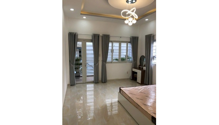 *++Bán Nhà Mới Ở Liền_Sau Lưng Mặt Tiền Trung Tâm Quận 5_4Tầng-4PN 3.6x16 Hơn 10Tỷ