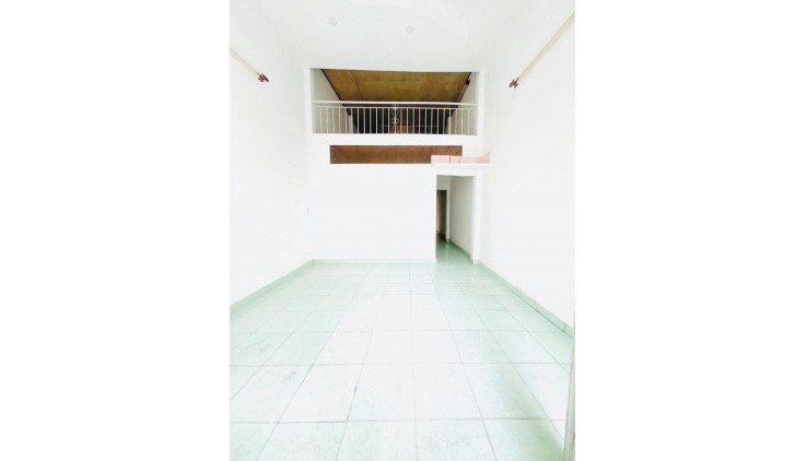 Bán nhà cấp 4 có lửng 45m2 (4x12) sát mt Hiệp Thành 13 Q12 ,hẻm 3 gác ,sát chợ Hiệp Thành , 3 TỶ NHỈNH 0932030061