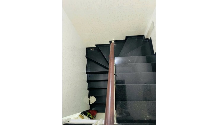 CỰC HIỂM - DT 59M2 - OTO VÀO NHÀ - CMT8 GIÁP QUẬN 10 CHỈ NHĨNH 8 TỎI