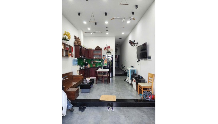 Cần bán nhà Thạnh Xuân - Quận 12 - 100m ra Tô Ngọc Vân - 56m2 - chỉ 4 tỷ 3