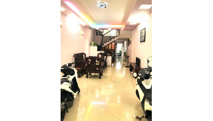 Bán nhà mặt tiền Trịnh Quang Nghị 4x21 chỉ 11 tỷ 4