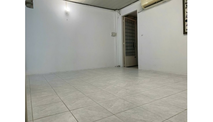 LAM SƠN - PHÚ NHUẬN - 50M LÀ MẶT TIỀN - 3 TẦNG - TRỐNG VÀO Ở LIỀN - CHỈ 3.1 TỶ