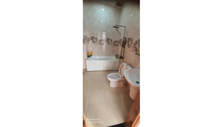 NHÀ PHỐ ĐẲNG CẤP KHANG ĐIỀN - XE HƠI ĐỖ CỬA - SỔ HỒNG CẦM TAY - GIÁ 10.5 TỶ - TT QUẬN 9
