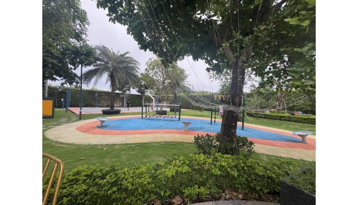 Bán nhà phú hữu 4 tầng, 133m², 21.5 tỷ, Q.9, sổ đỏ giá rẻ nhất khu vực