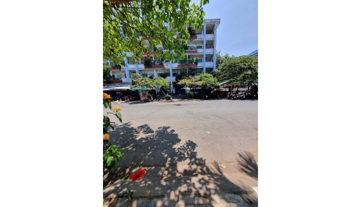 chủ giảm giá sâu, chỉ 9.8 tỷ, mt kinh doanh đỉnh, đường 8, [ p4q8 ] 65m2, 4 x 16m  3 tầng.