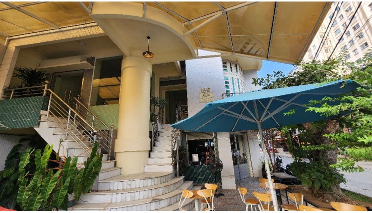 Bán nhà mặt phố Bình trưng đông Nguyễn Duy Trinh, Q.2, 239 m², 65 tỷ, 4 tầng. TL.