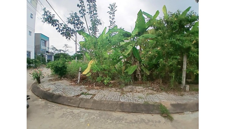 Bán nhà mặt phố Bưng Ông Thoàn, Q.9, 244m², 7.3 tỷ, sổ đỏ