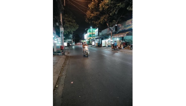 ĐẤT LỚN NỞ HẬU MẶT TIỀN TT THỦ ĐỨC 11( TRUÔNG TRE) 581M. BÁN GẤP CHIA TÀI SẢN. GIÁ 32.5 TỶ TL.